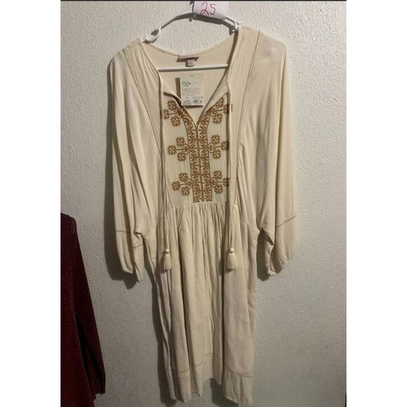 25 Knox Rose Cream Embroidered Peasant Dress with Tassel Tie - Picture 2 of 5